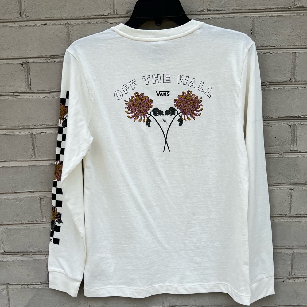 NWT Vans Size S DIY Longsleeve Boyfriend T-Shirt Lizzie Chrysanthemum